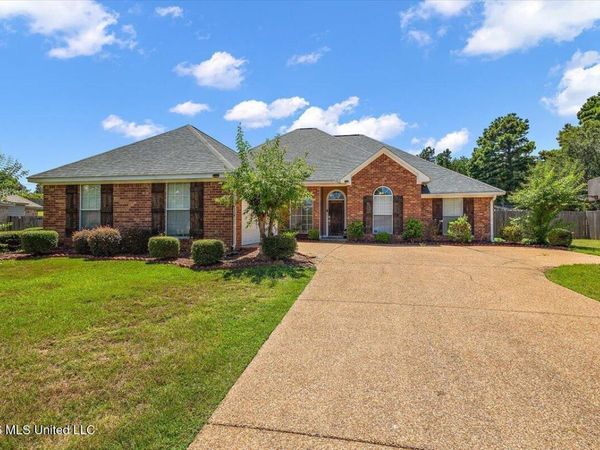 153 Stratford Drive, Madison, MS 39110