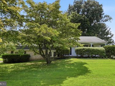 231 TALLY HO DRIVE, AMBLER, PA 19002