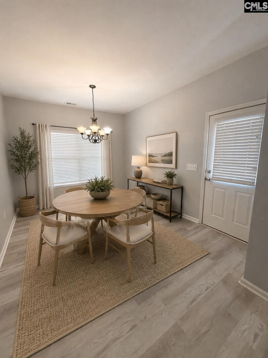 375 Northwood Street Photo 10