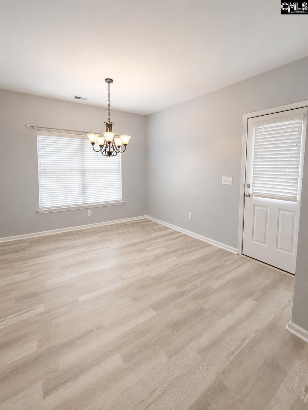 375 Northwood Street Photo 11