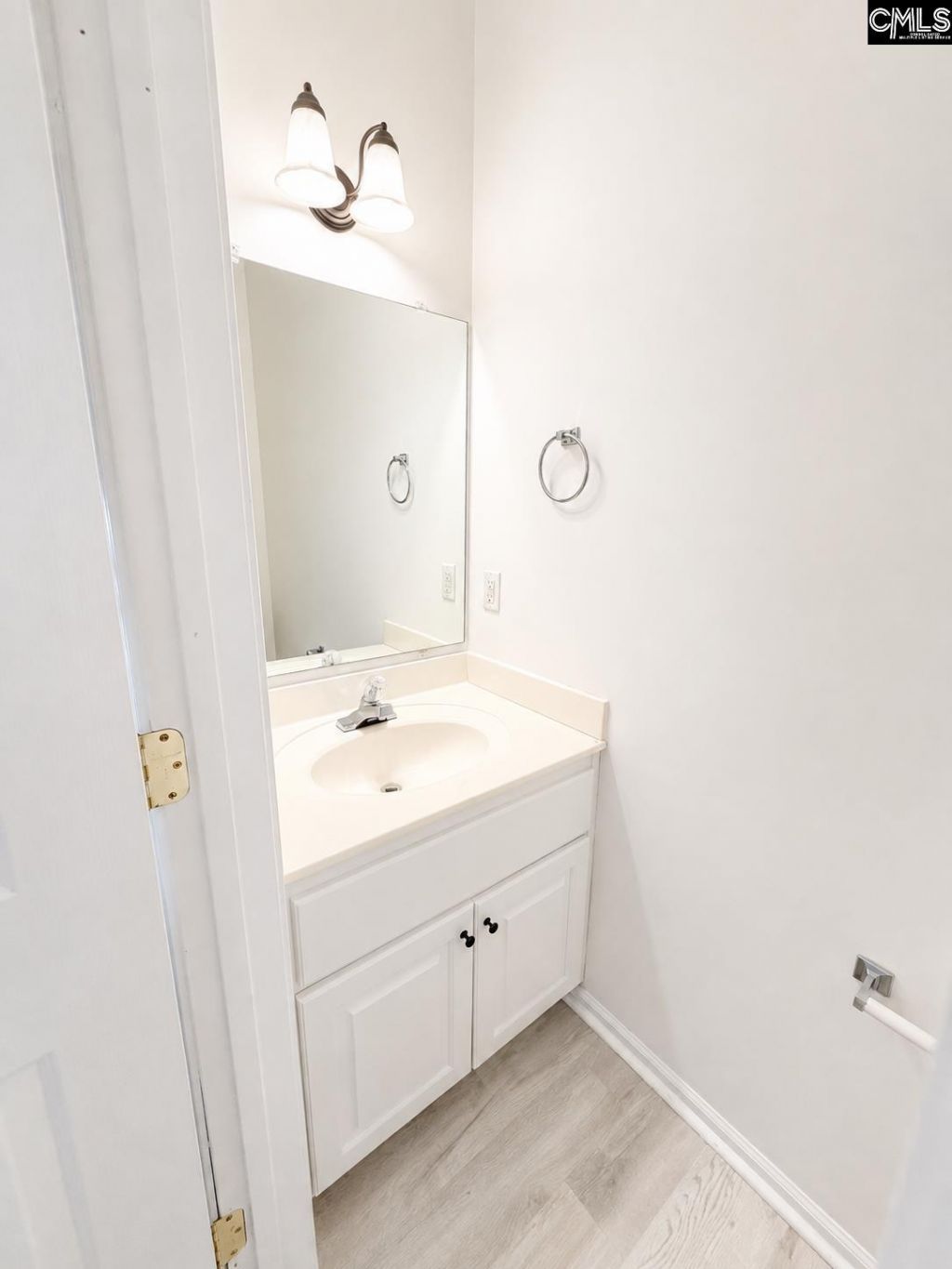 375 Northwood Street Photo 14