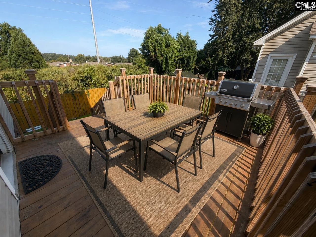 375 Northwood Street Photo 16