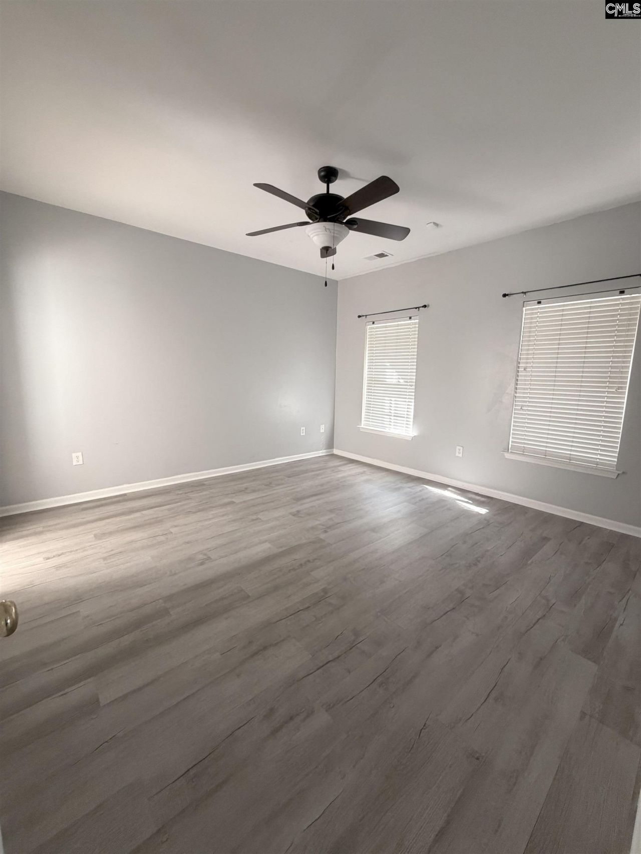 375 Northwood Street Photo 5