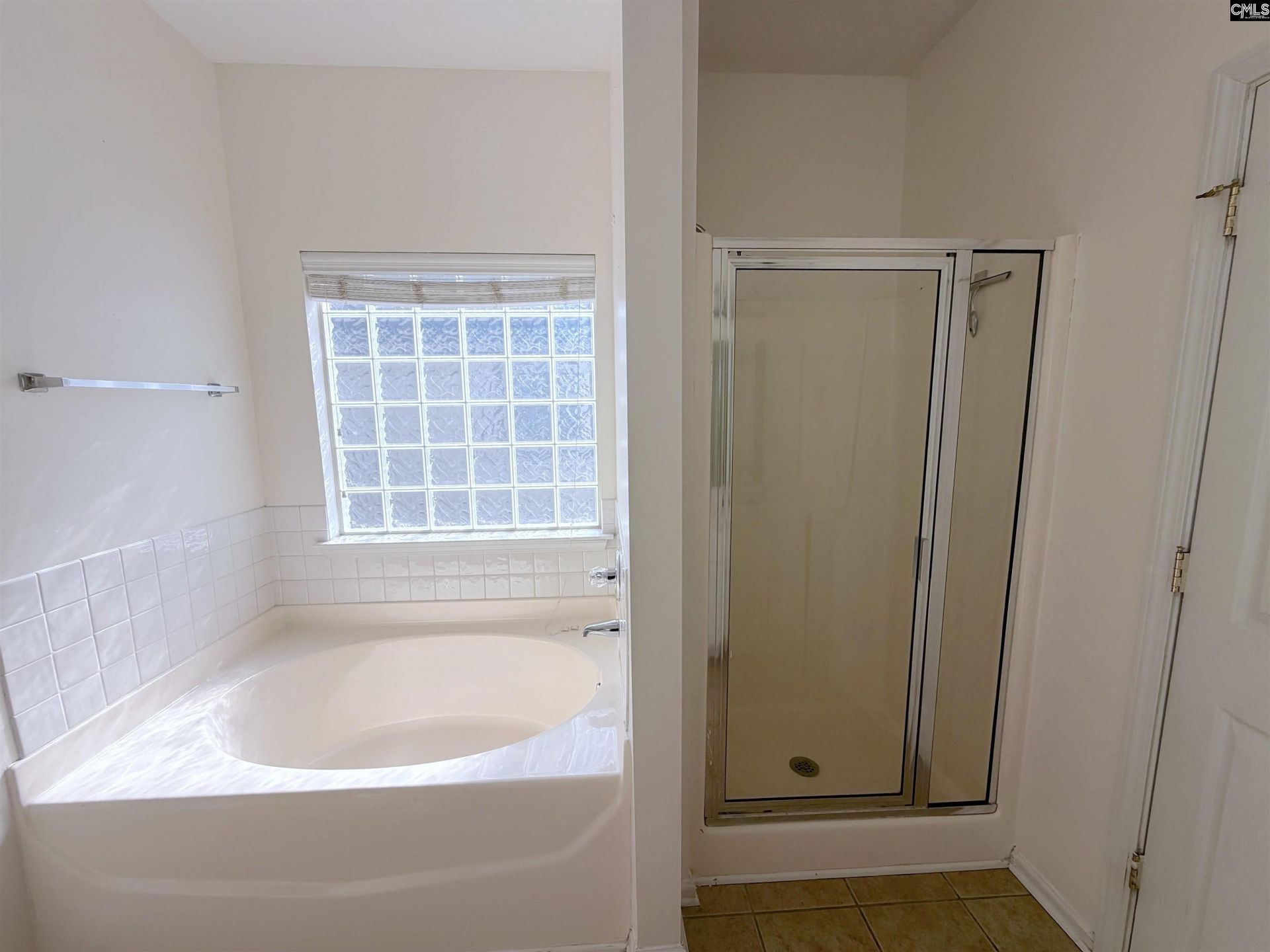 375 Northwood Street Photo 8