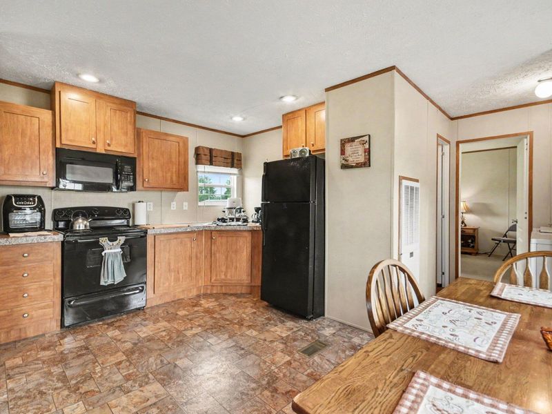 70 Tarter Lane, Russell Springs, KY 42642 Photo 8