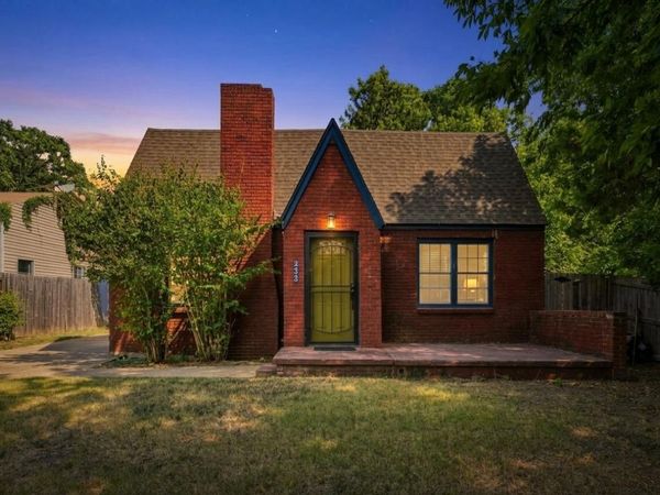 233 E Young Place, Tulsa, OK 74106