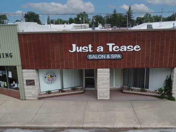 113 W Garfield Avenue , Cissna Park, IL 60924