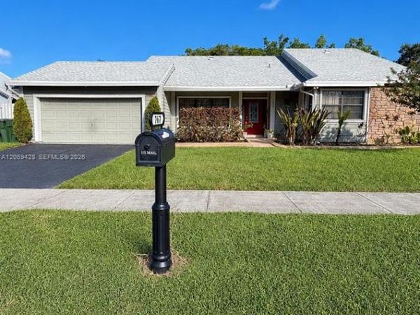 1676 S Goldeneye Ln , Homestead, FL 33035