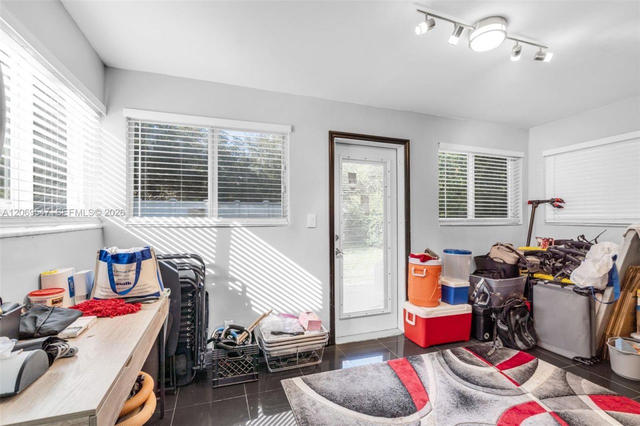 9402 NW 2nd Pl , Miami Shores, FL 33150 Photo