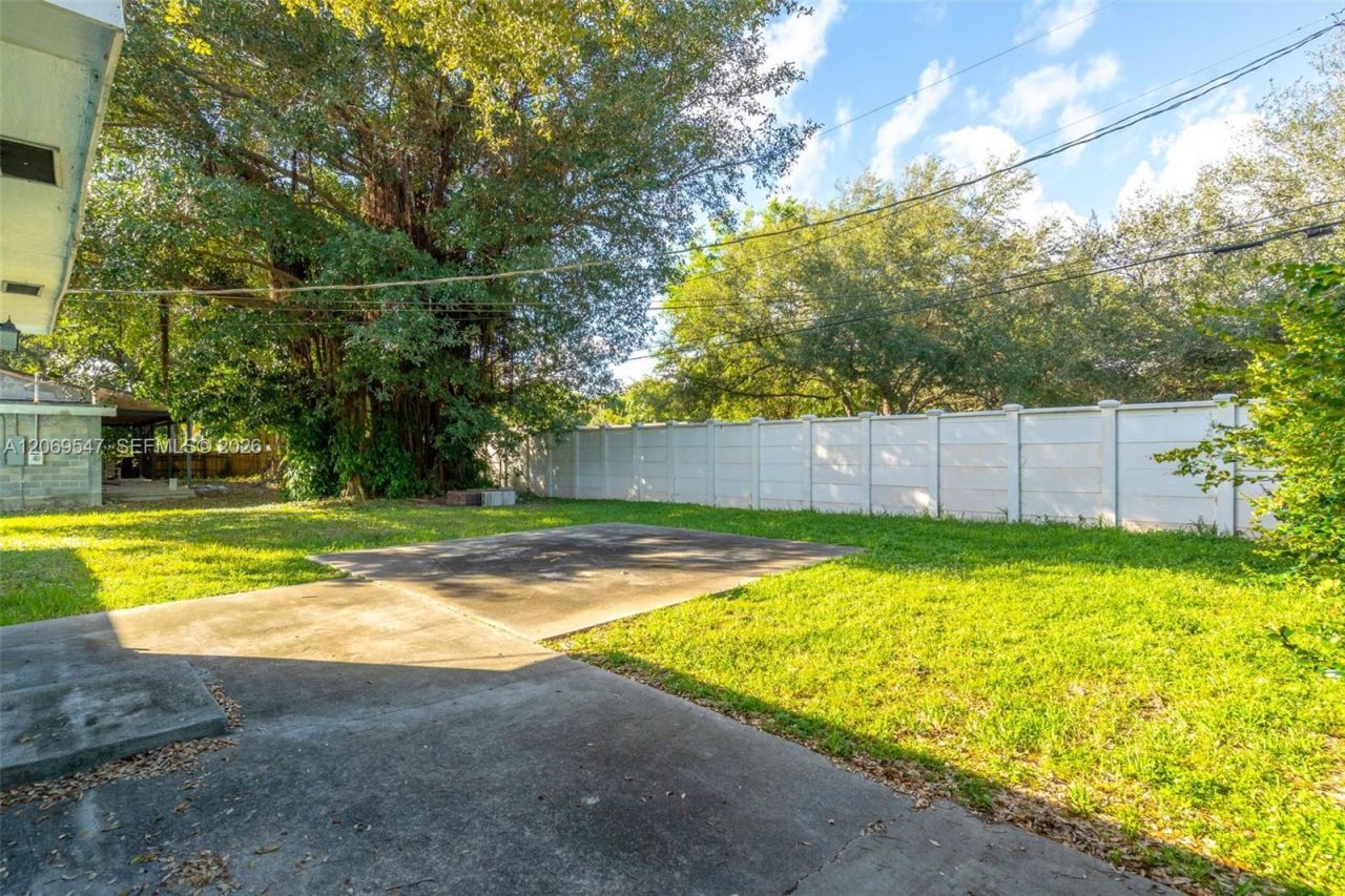 9402 NW 2nd Pl , Miami Shores, FL 33150 Photo