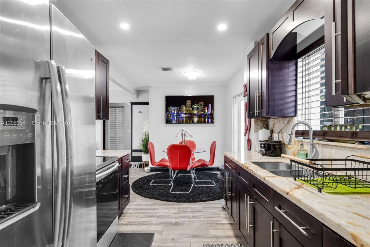 9402 NW 2nd Pl , Miami Shores, FL 33150 Photo