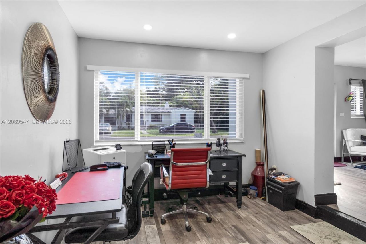 9402 NW 2nd Pl , Miami Shores, FL 33150 Photo