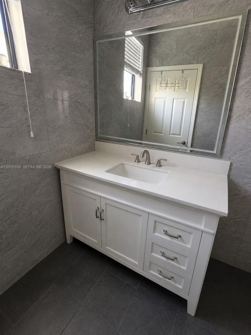 9229 W 33rd Way , Hialeah, FL 33018 Photo