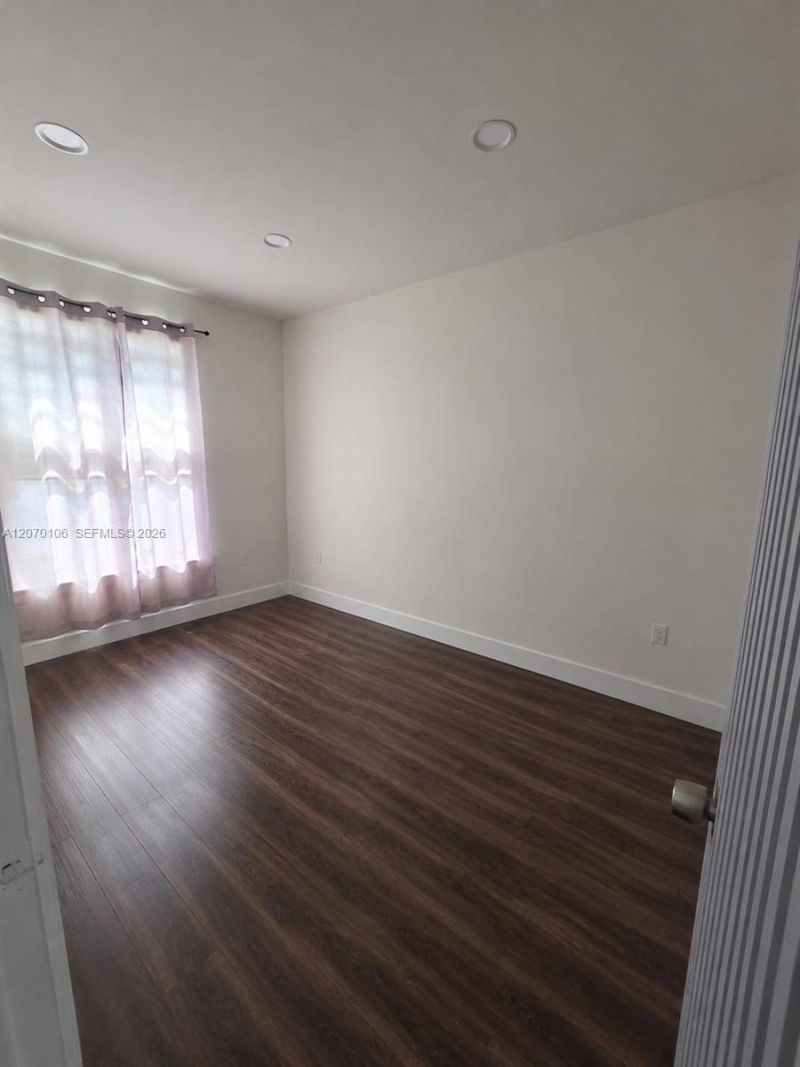 9229 W 33rd Way , Hialeah, FL 33018 Photo