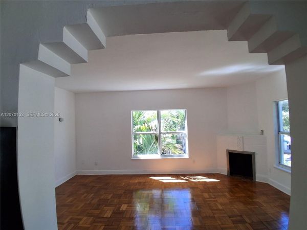 4035 N Meridian Ave, Unit 305, Miami Beach, FL 33140
