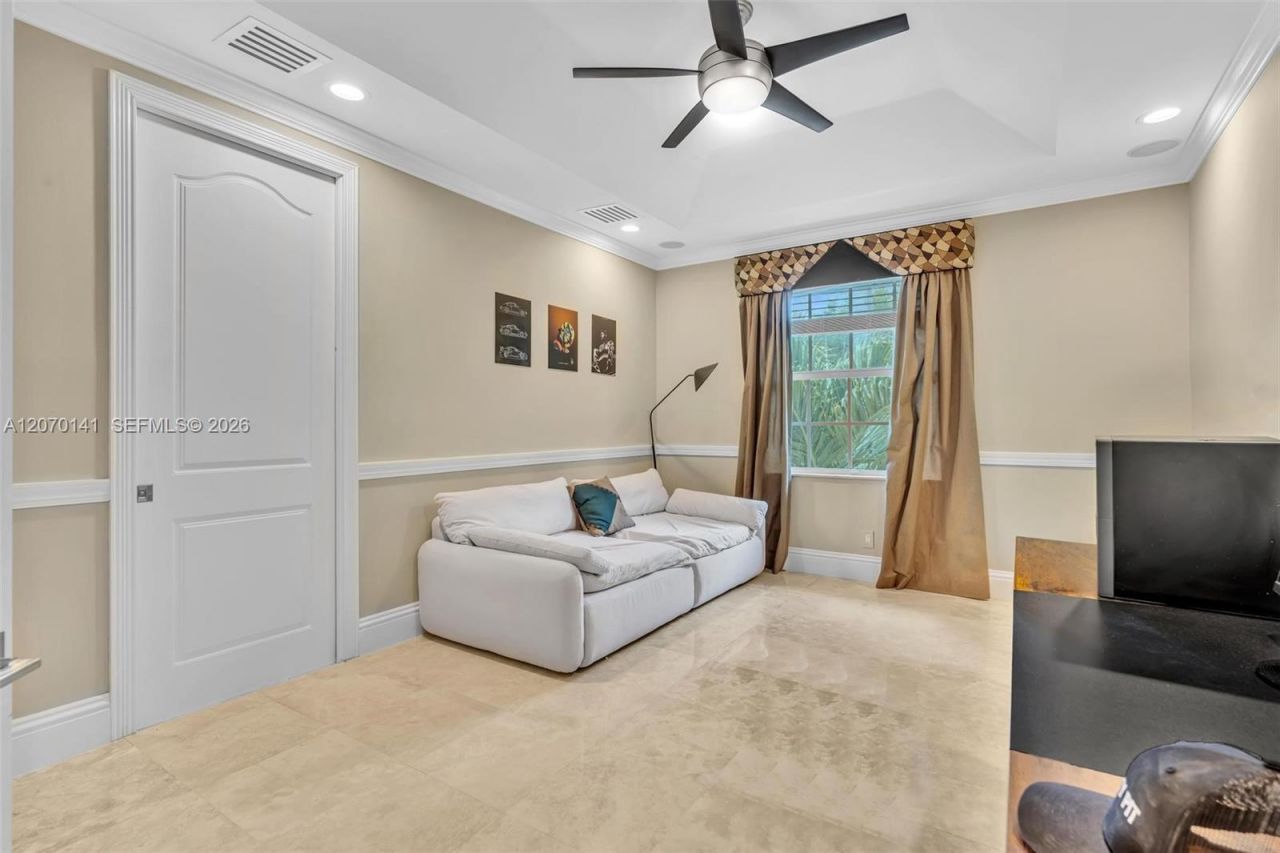 3828 Pine Lake Dr , Weston, FL 33332 Photo
