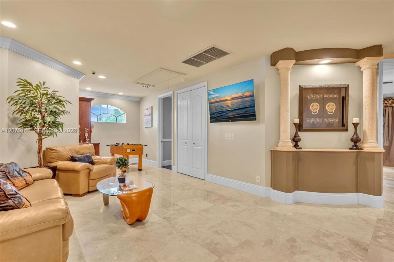 3828 Pine Lake Dr , Weston, FL 33332 Photo