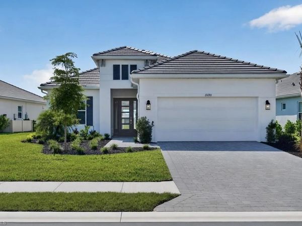 15690 Genova DR, NAPLES, FL 34114