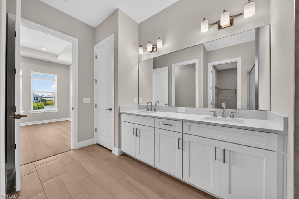 15690 Genova Dr, Naples, FL 34114 Photo