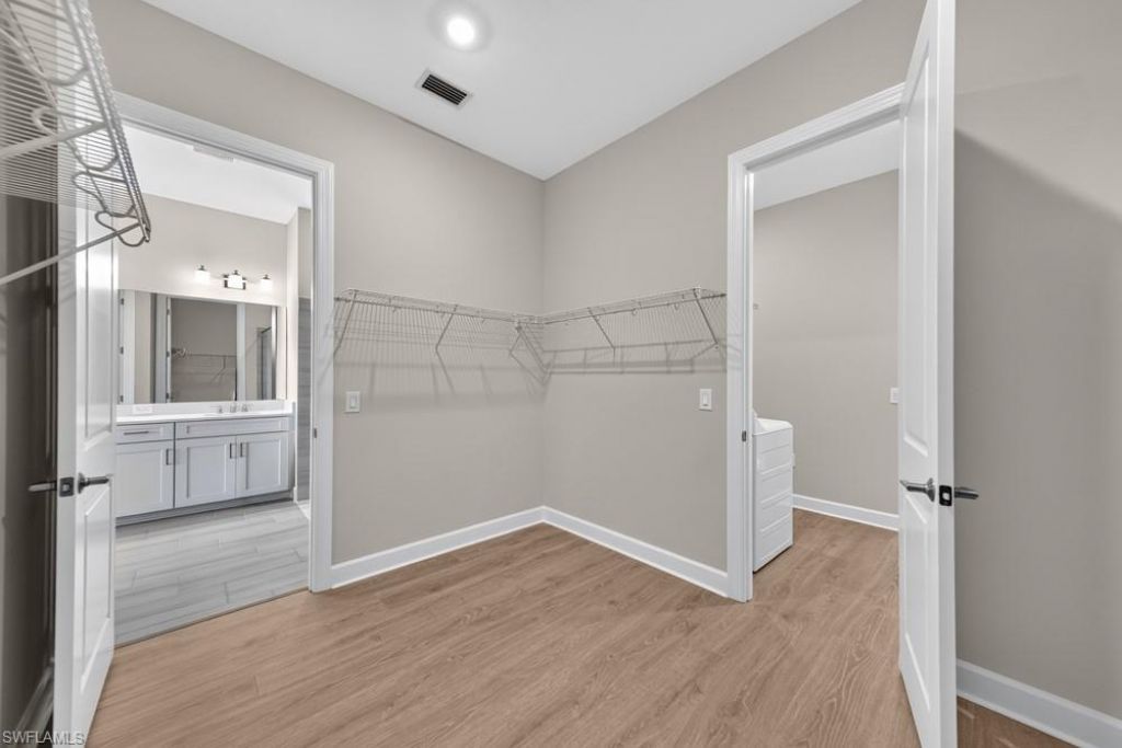 15690 Genova Dr, Naples, FL 34114 Photo