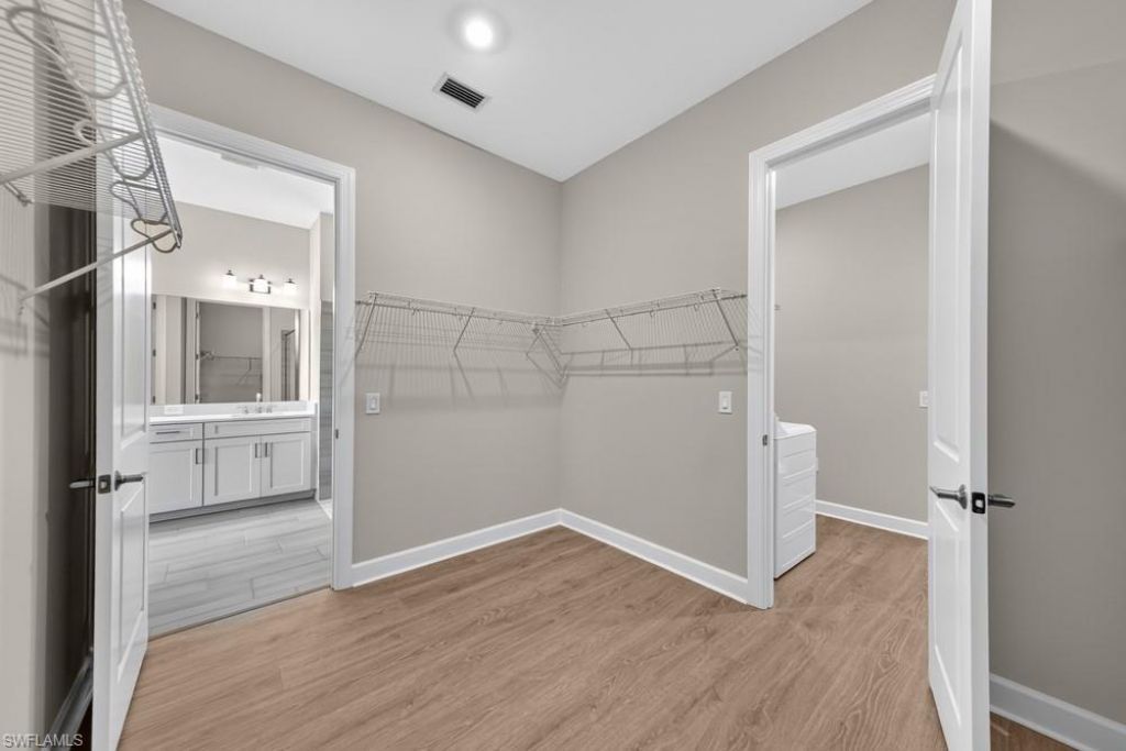 15690 Genova Dr, Naples, FL 34114 Photo