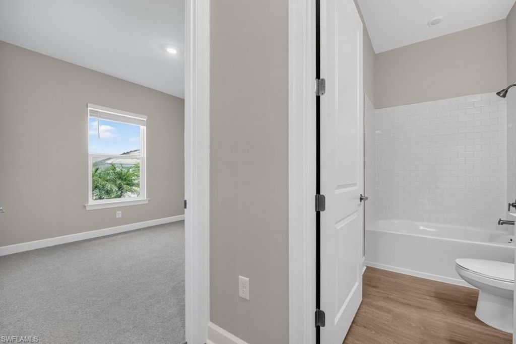 15690 Genova Dr, Naples, FL 34114 Photo