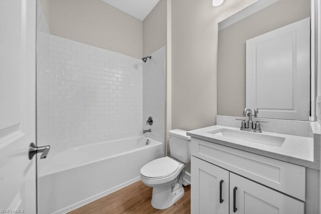 15690 Genova Dr, Naples, FL 34114 Photo