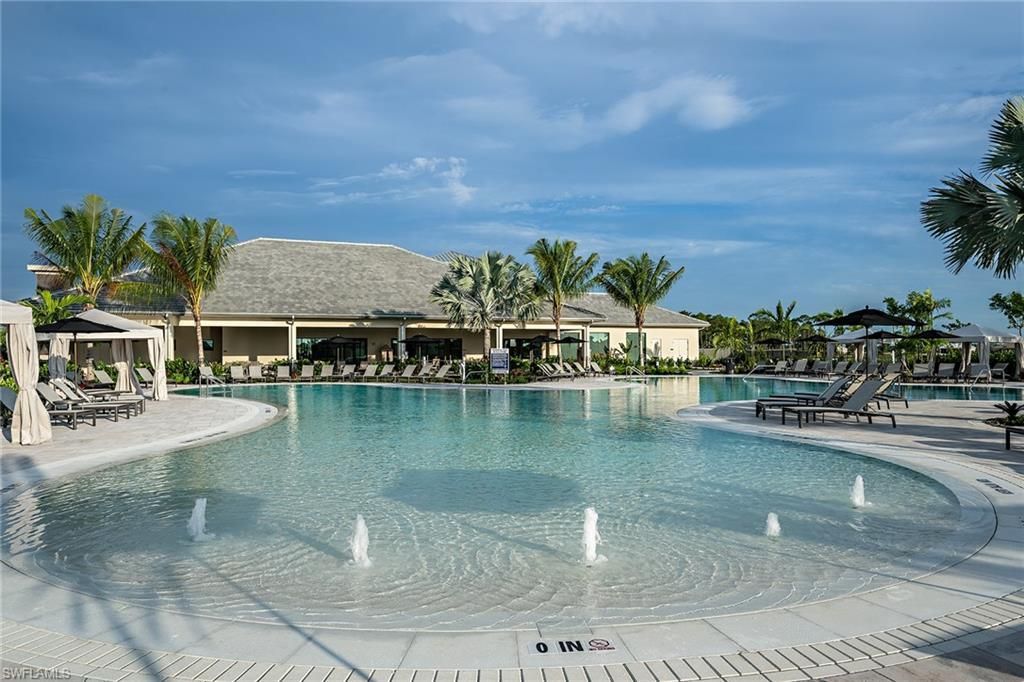 15690 Genova Dr, Naples, FL 34114 Photo