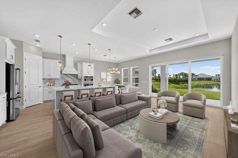 15690 Genova Dr, Naples, FL 34114 Photo