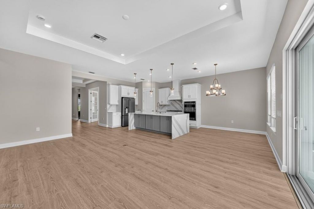 15690 Genova Dr, Naples, FL 34114 Photo