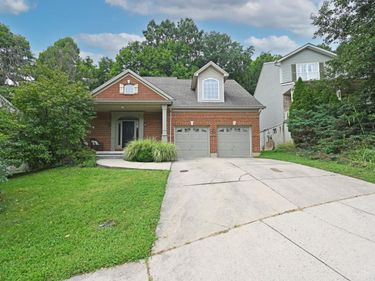 5005 Dovetail Lane, Cincinnati, OH 45223