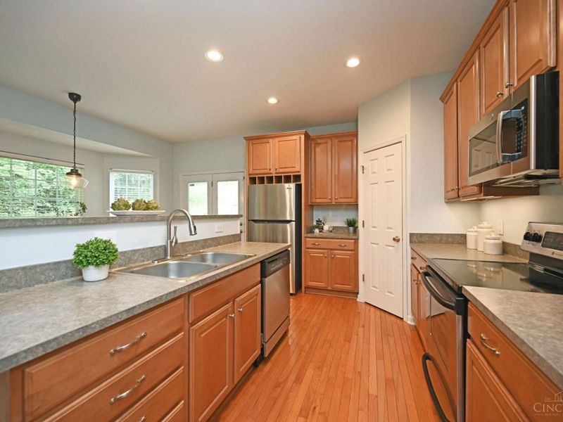 5005 Dovetail Lane, Cincinnati, OH 45223 Photo 22