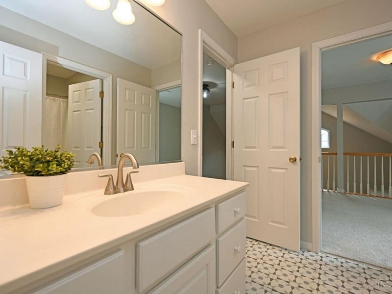 5005 Dovetail Lane, Cincinnati, OH 45223 Photo 35