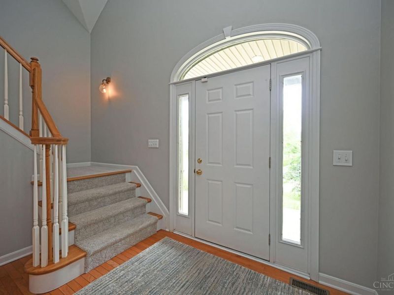 5005 Dovetail Lane, Cincinnati, OH 45223 Photo 4