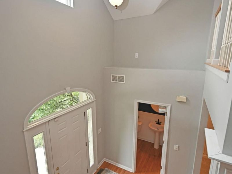 5005 Dovetail Lane, Cincinnati, OH 45223 Photo 5