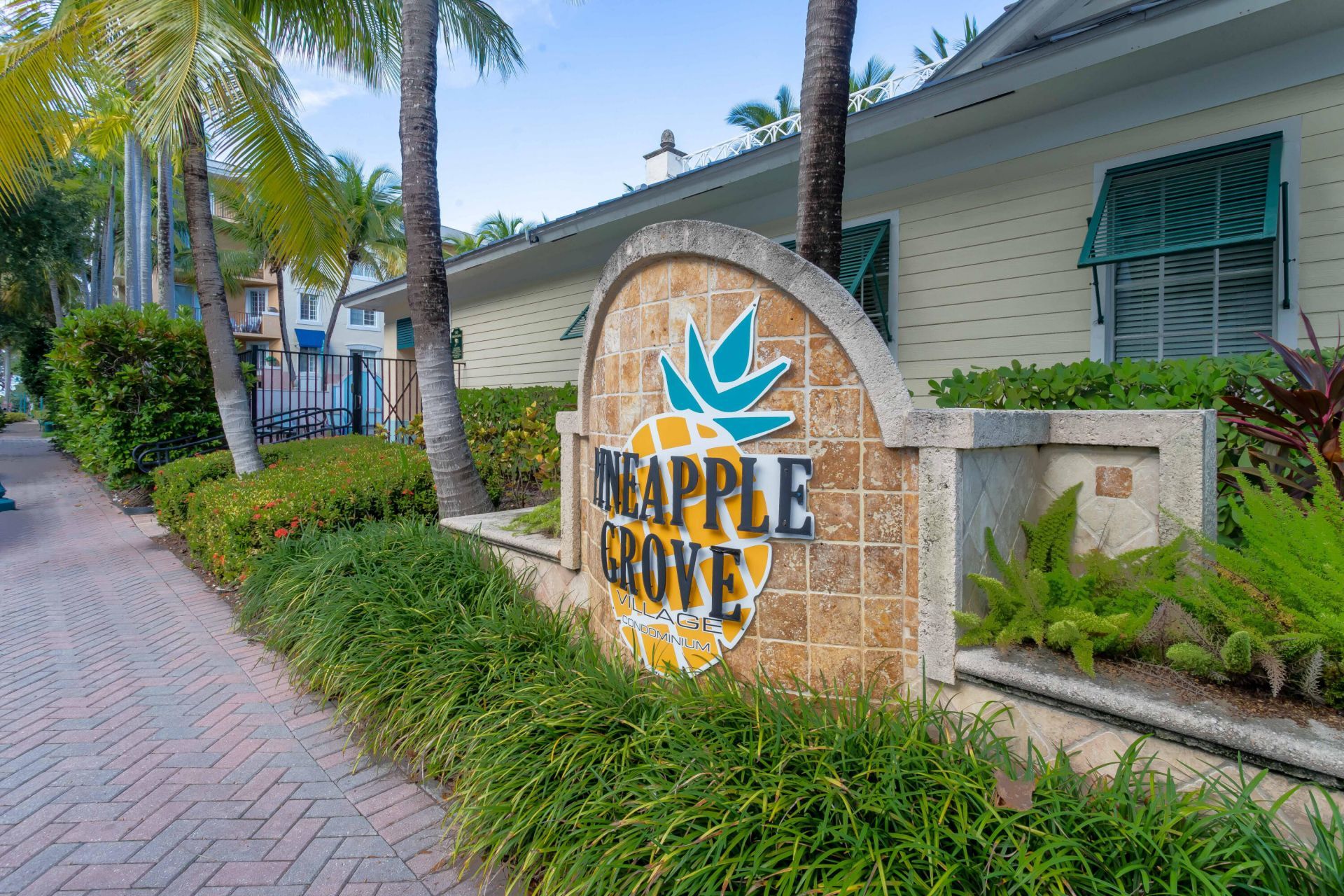 260 NE 3rd Street, Unit 4-D, Delray Beach, FL 33444 Photo