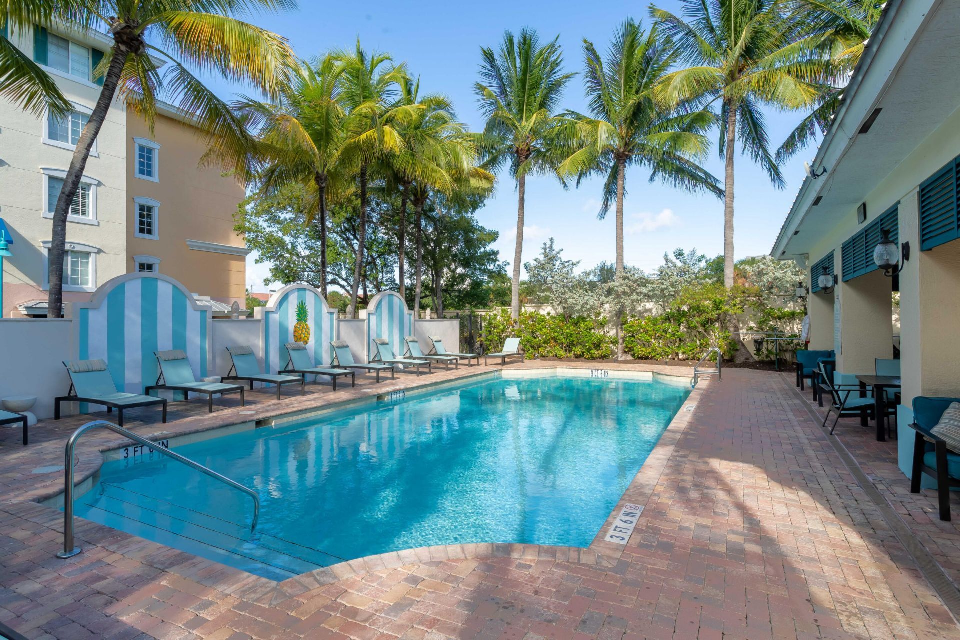 260 NE 3rd Street, Unit 4-D, Delray Beach, FL 33444 Photo