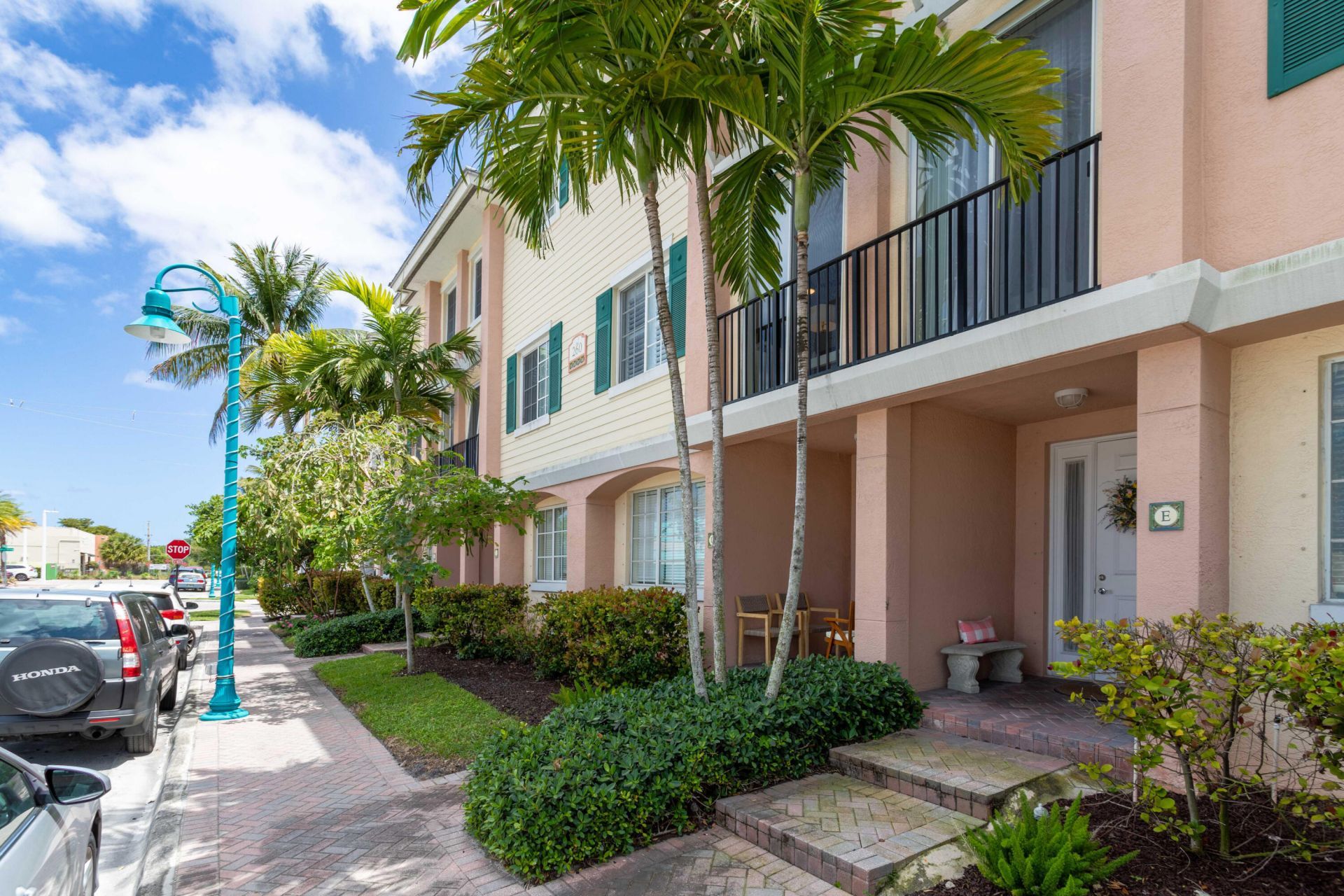260 NE 3rd Street, Unit 4-D, Delray Beach, FL 33444 Photo