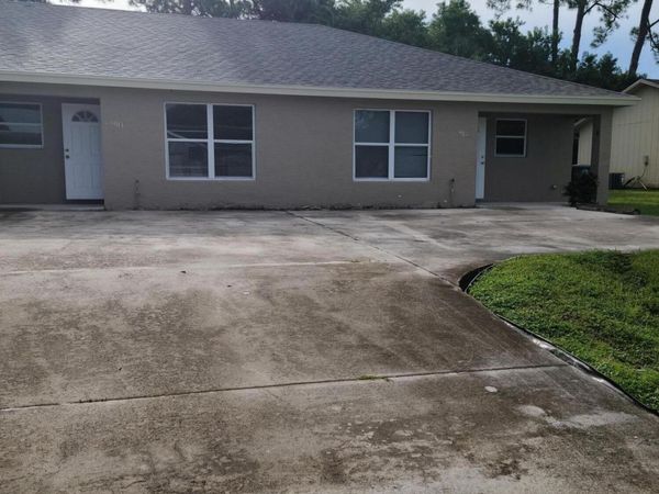 4480 TIMBER RIDGE Lane, Unit 4482, Fort Pierce, FL 34982
