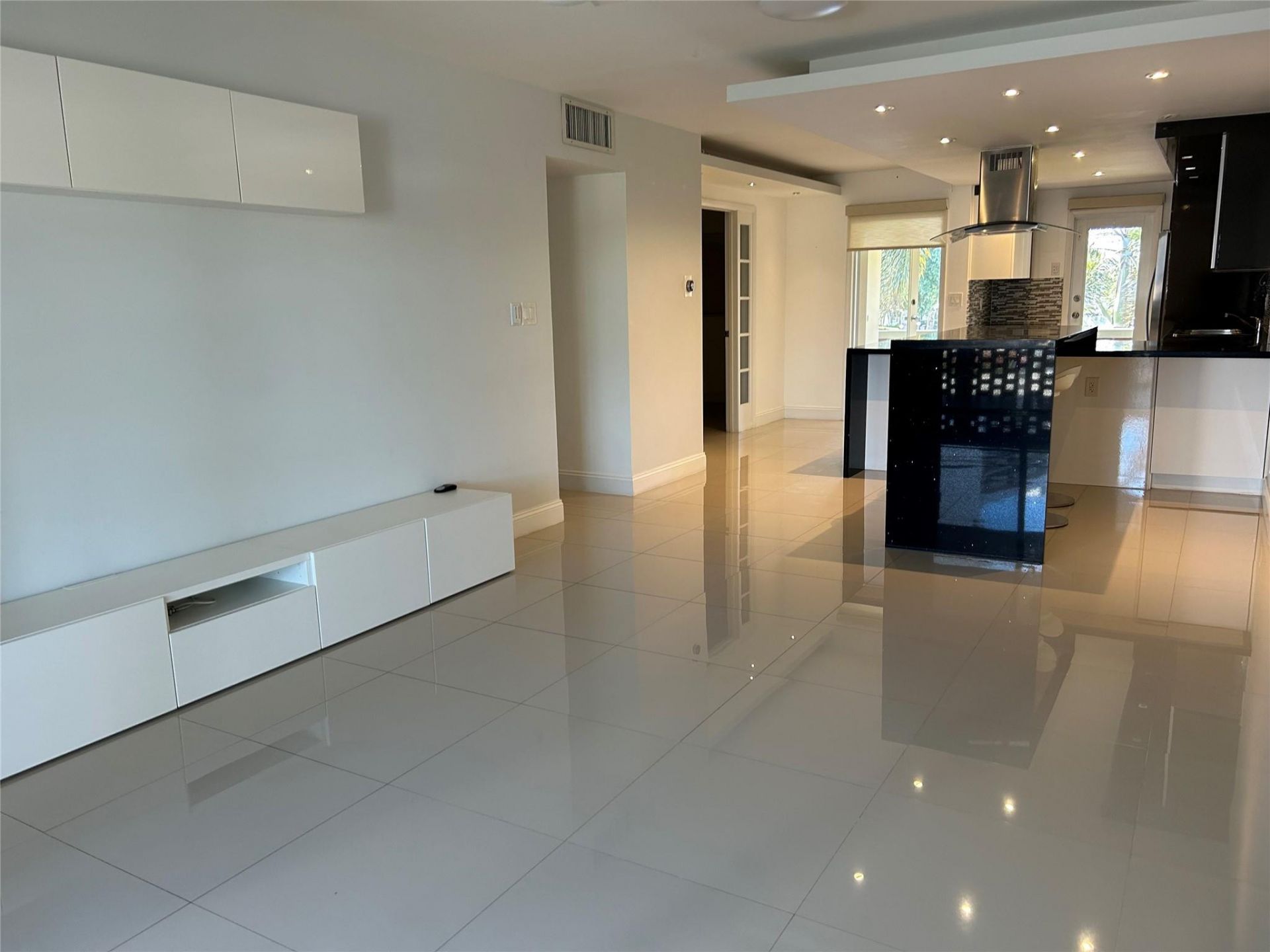 2800 NE 14th Street Causeway, Unit 208, Pompano Beach, FL 33062 Photo
