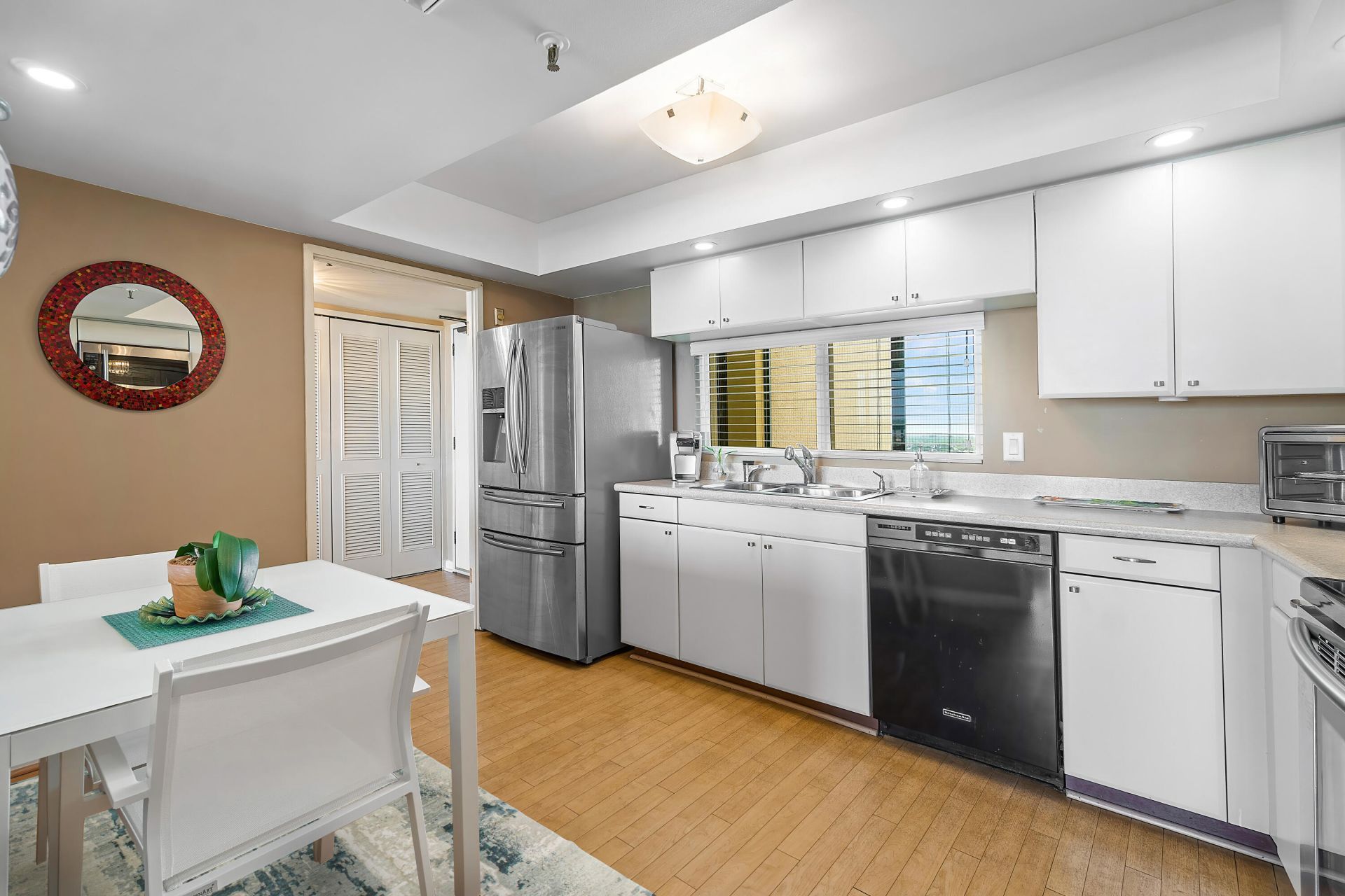 2450 Presidential Way, Unit 1606, West Palm Beach, FL 33401 Photo