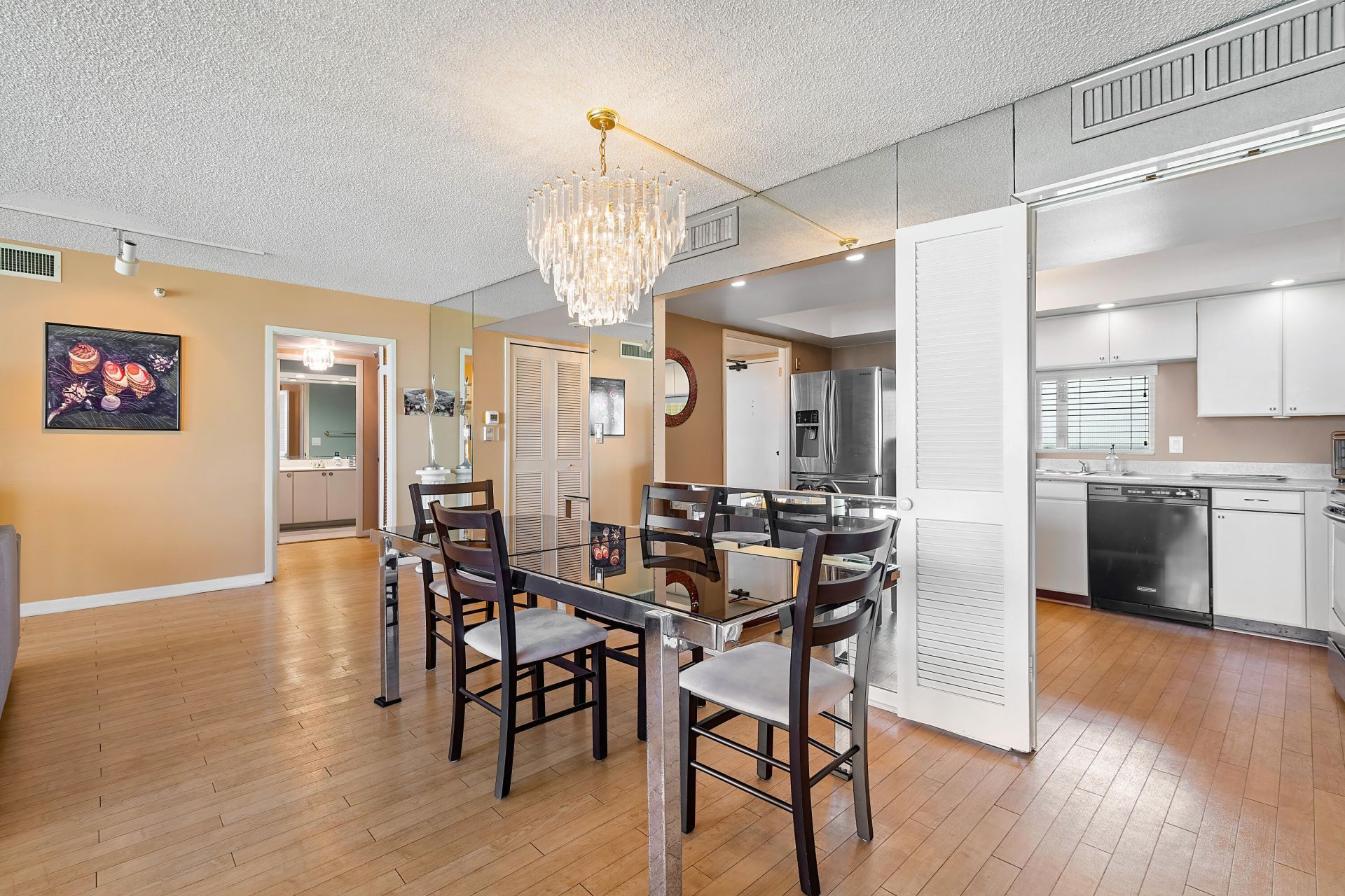 2450 Presidential Way, Unit 1606, West Palm Beach, FL 33401 Photo