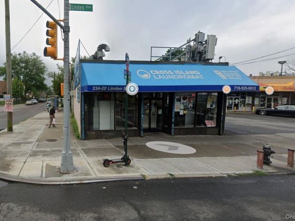 234-20 Linden Boulevard , Cambria Heights, NY 11411
