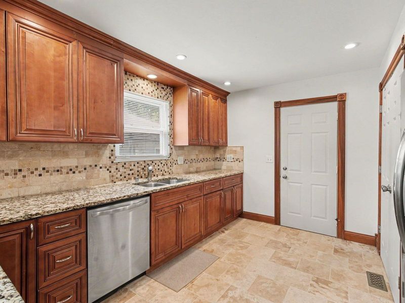 156 Burgess Lane, Florence, KY 41042 Photo 16