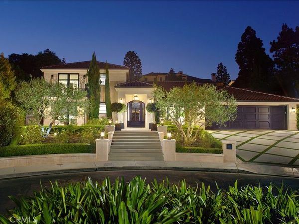 4 Inverness Lane, Newport Beach, CA 92660