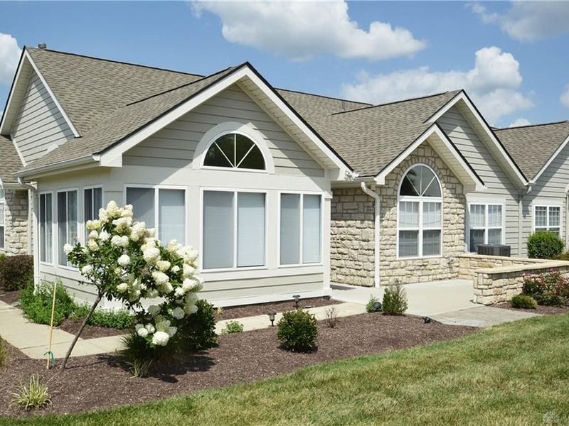 5163 Crescent Ridge Drive, Clayton, OH 45315 Photo 2