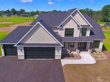 2 Maries Way, Spencerport, NY 14624