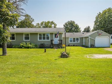 2108 Judge Road, Basom, NY 14013