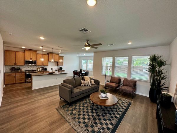 1602 Iberville DR , Pflugerville, TX 78660