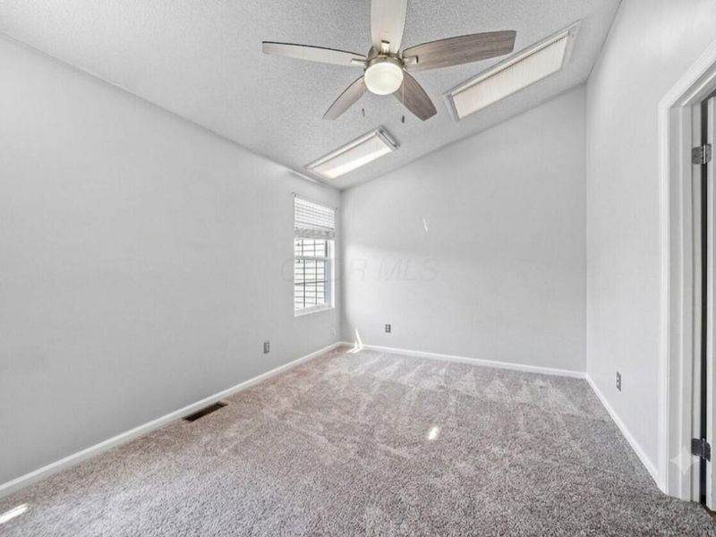 493 W 3rd Avenue , Columbus, OH 43201 Photo 23